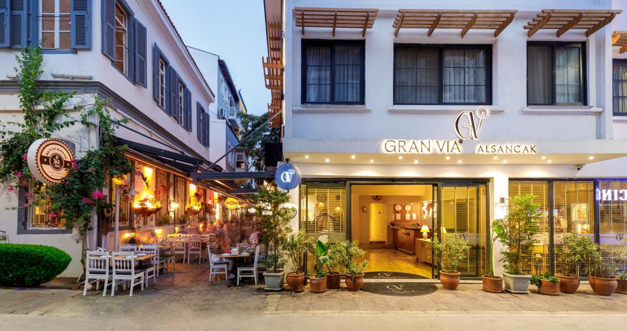 Hotel Gran Via Alsancak Esmirna Exterior foto
